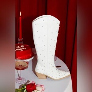 Lulu’s Billini White Pearl Cowboy Bachelorette Boots
